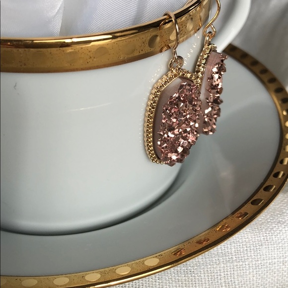 SALE⭐️NEW- Rose Gold Druzy Drop Earrings⭐️ - Picture 2 of 4